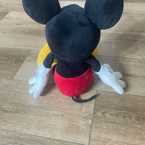 Disney Mickey Mouse Plush Toy 18” stuffed animal classic Mickey Disney clubhouse - Picture 3 of 6